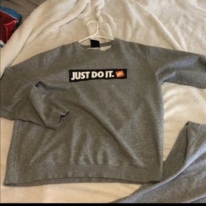 Men’s Nike JUST DO IT Crewneck